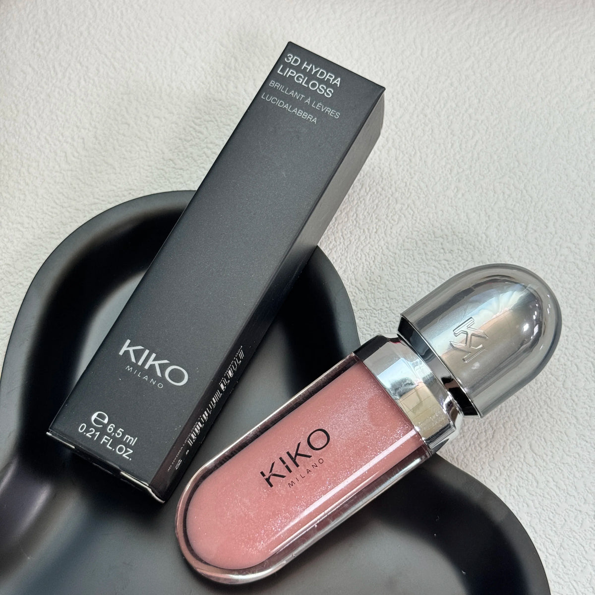 KIKO - Gloss à lèvres liquide 3D effet miroir, nacré et scintillant, hydratant, waterproof, repulpant, brillant et longue tenue sans transfert.