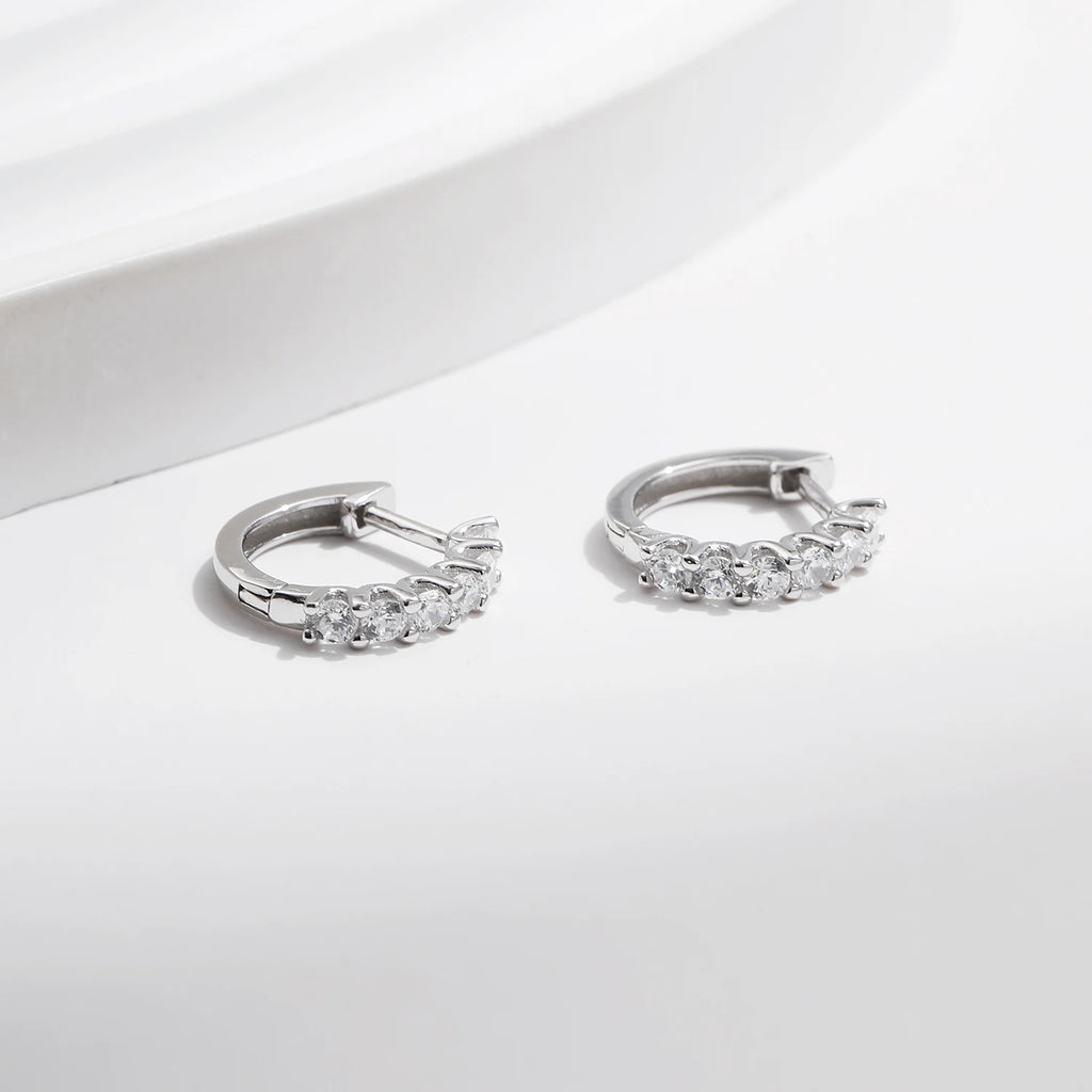 Boucles d’oreilles créoles MODIAN en argent 925 avec moissanite D – Petites créoles scintillantes pour femme