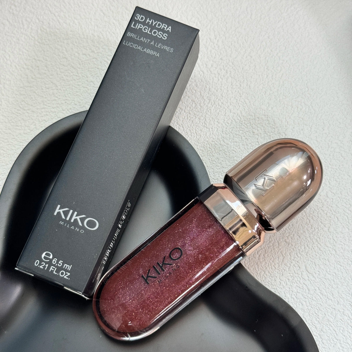 KIKO - Gloss à lèvres liquide 3D effet miroir, nacré et scintillant, hydratant, waterproof, repulpant, brillant et longue tenue sans transfert.