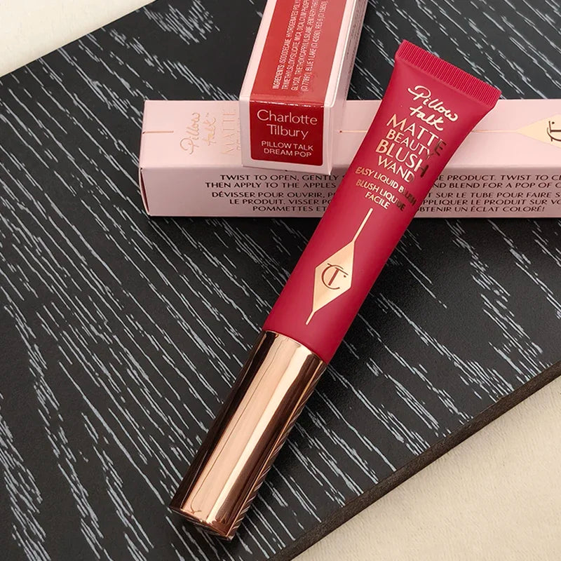 Charlotte Tilbury - Stick à lèvres longue tenue