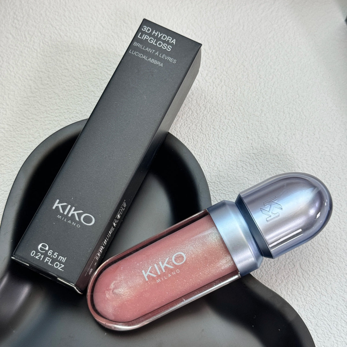 KIKO - Gloss à lèvres liquide 3D effet miroir, nacré et scintillant, hydratant, waterproof, repulpant, brillant et longue tenue sans transfert.