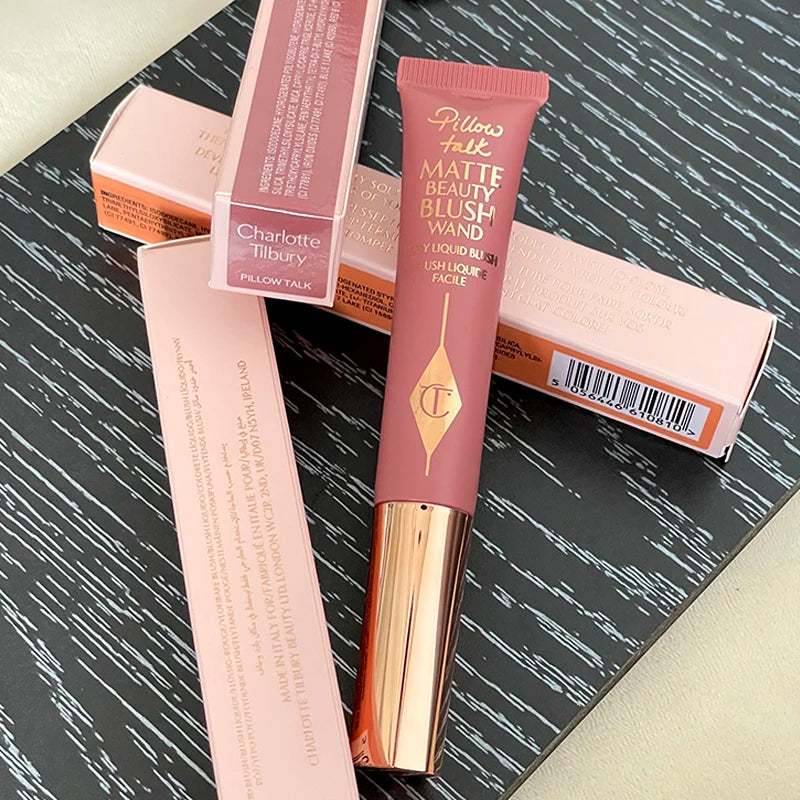 Charlotte Tilbury - Stick à lèvres longue tenue