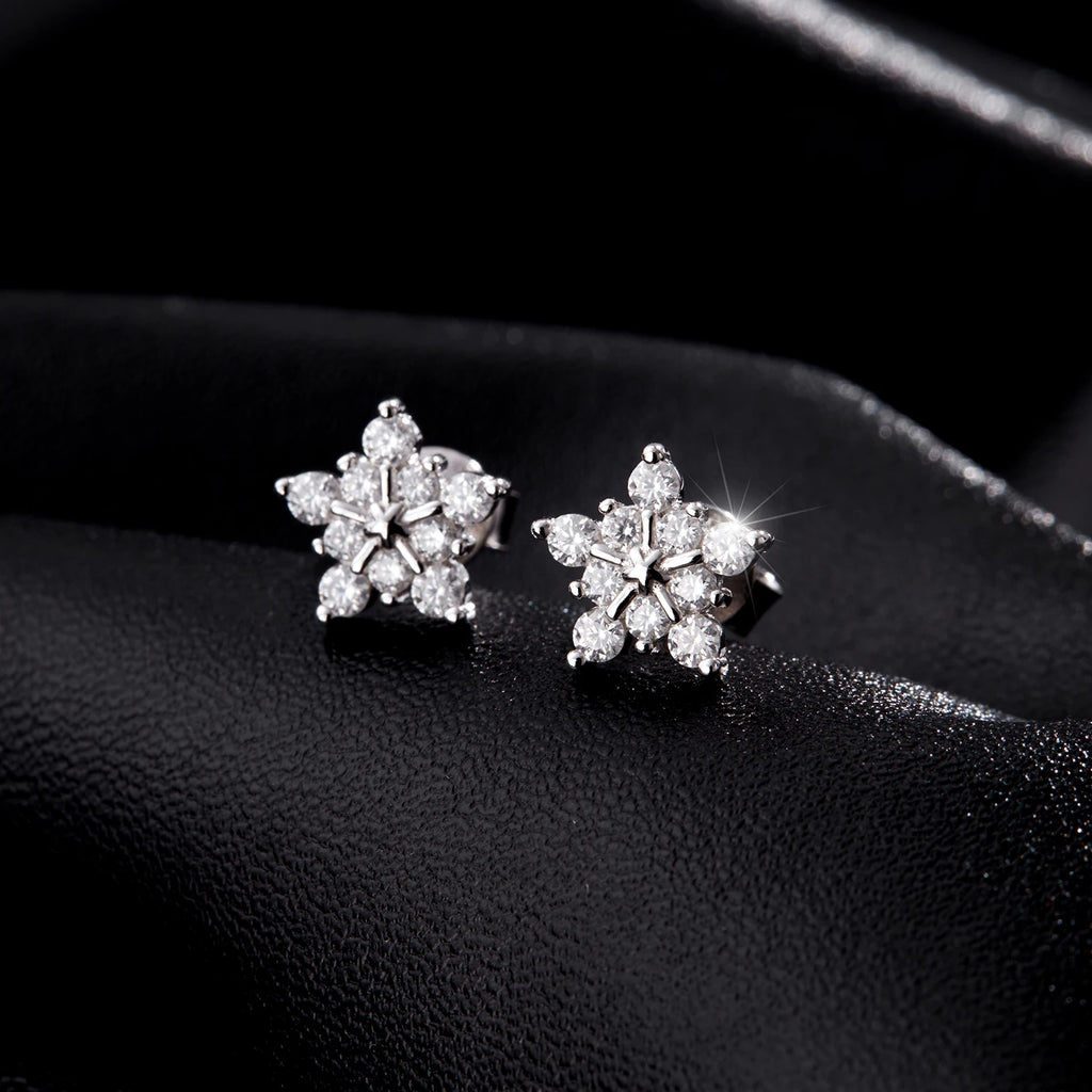 Boucles d’oreilles puces MODIAN en argent 925 et moissanite D – Motif flocon de neige