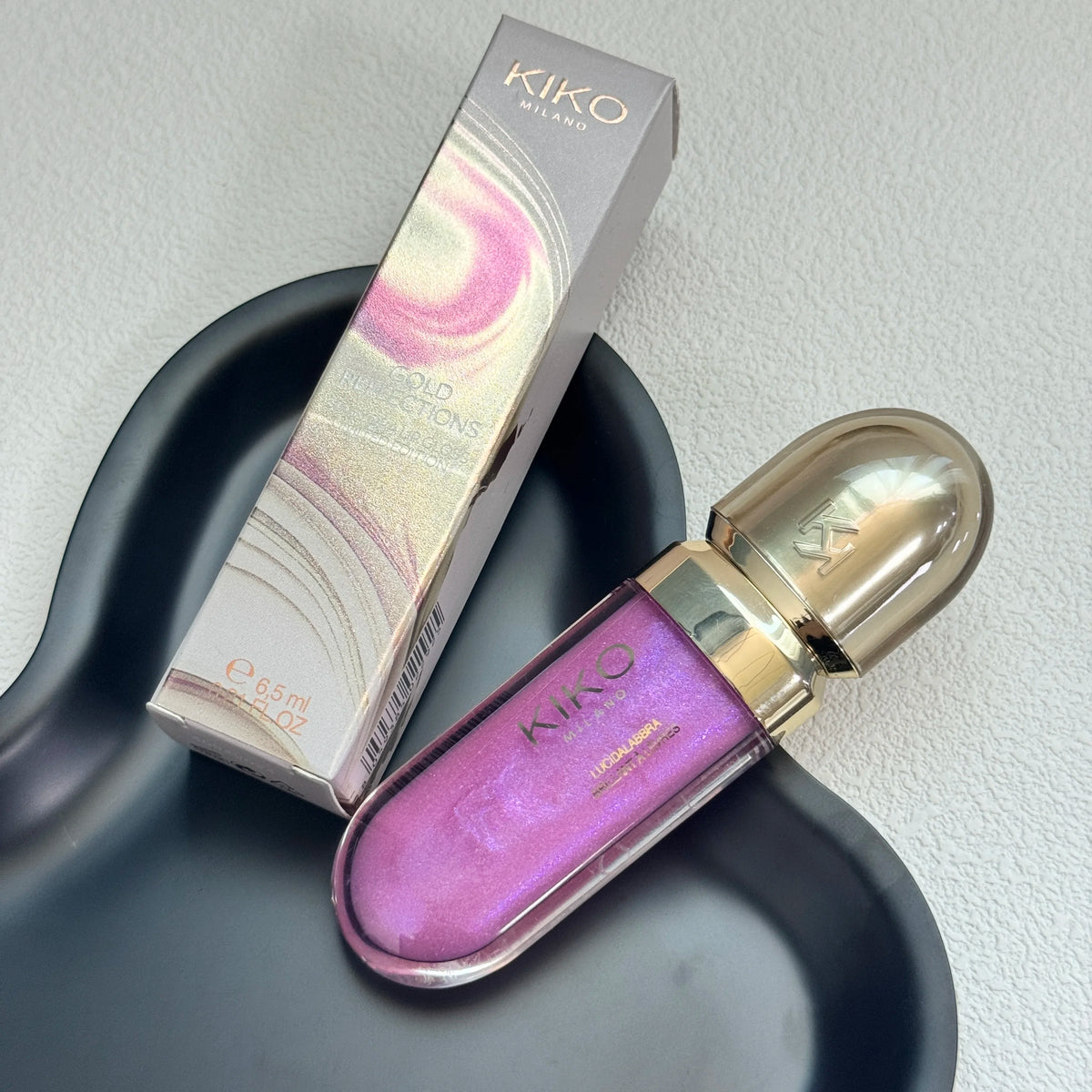 KIKO - Gloss à lèvres liquide 3D effet miroir, nacré et scintillant, hydratant, waterproof, repulpant, brillant et longue tenue sans transfert.