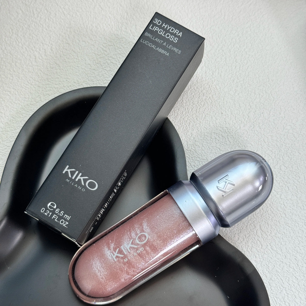 KIKO - Gloss à lèvres liquide 3D effet miroir, nacré et scintillant, hydratant, waterproof, repulpant, brillant et longue tenue sans transfert.