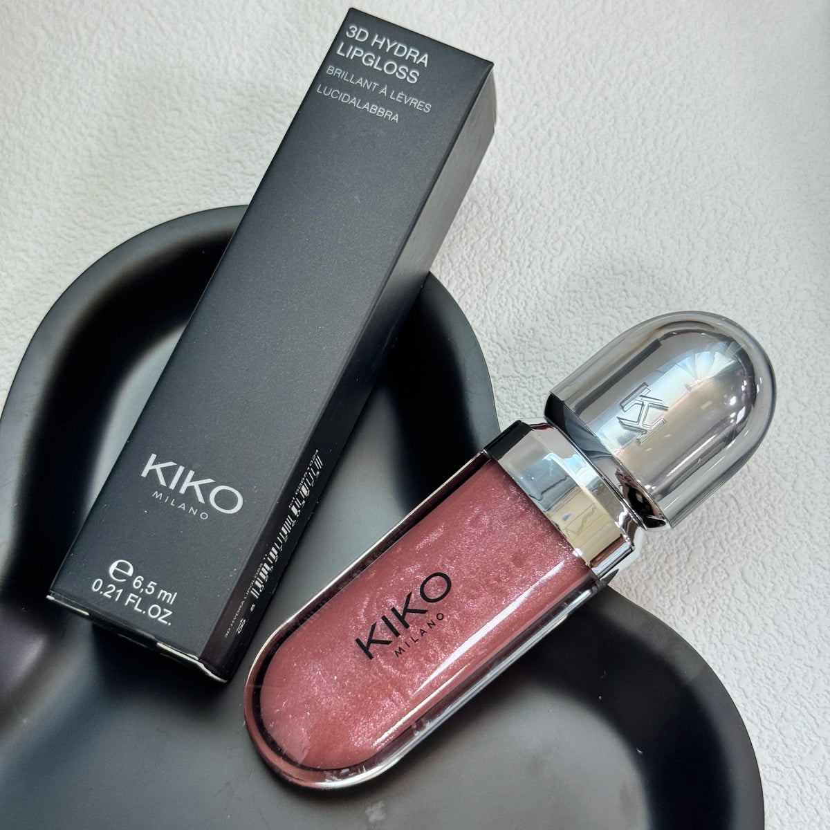 KIKO - Gloss à lèvres liquide 3D effet miroir, nacré et scintillant, hydratant, waterproof, repulpant, brillant et longue tenue sans transfert.