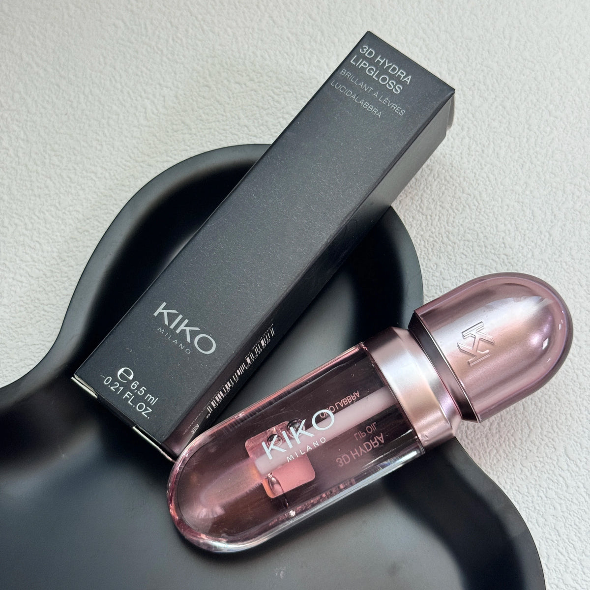 KIKO - Gloss à lèvres liquide 3D effet miroir, nacré et scintillant, hydratant, waterproof, repulpant, brillant et longue tenue sans transfert.