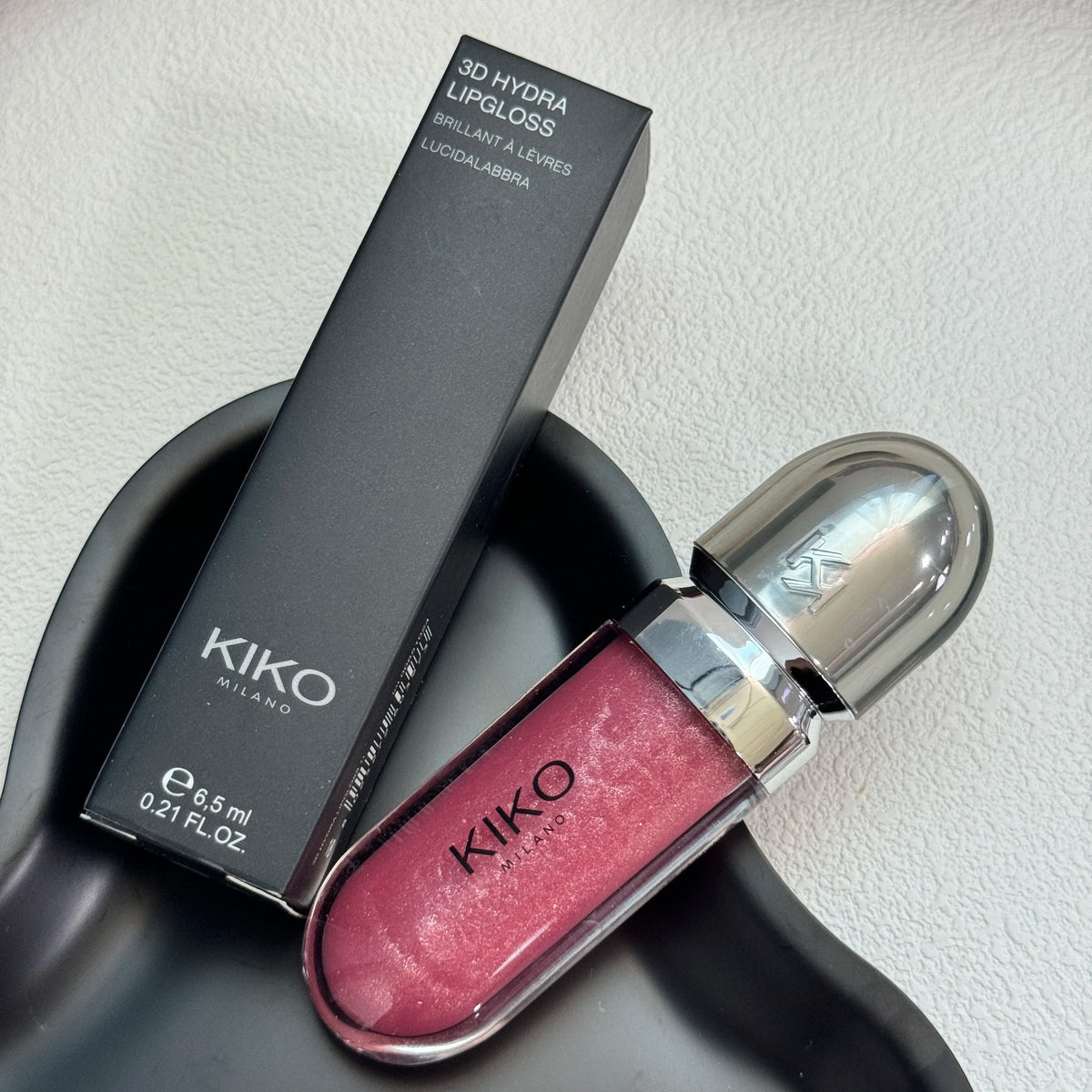 KIKO - Gloss à lèvres liquide 3D effet miroir, nacré et scintillant, hydratant, waterproof, repulpant, brillant et longue tenue sans transfert.